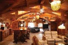 Tract 1: 93+/- Ac., House, Hangar & Runway