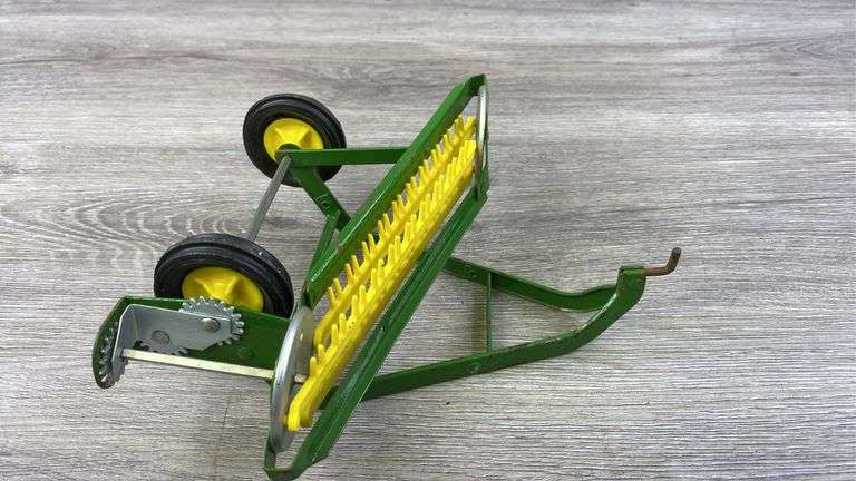 John Deere Hay Rake, 1/16, Ertl