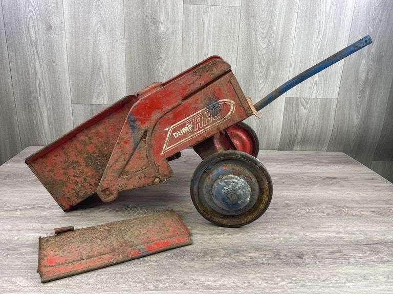 Dump Trac Pedal Tractor Trailer, Murray, Rear Tailgate Needs Repair