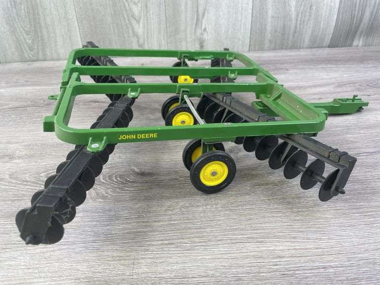 John Deere Folding Disc, 1/16, Ertl