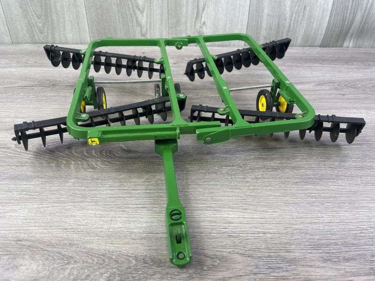 John Deere Folding Disc, 1/16, Ertl