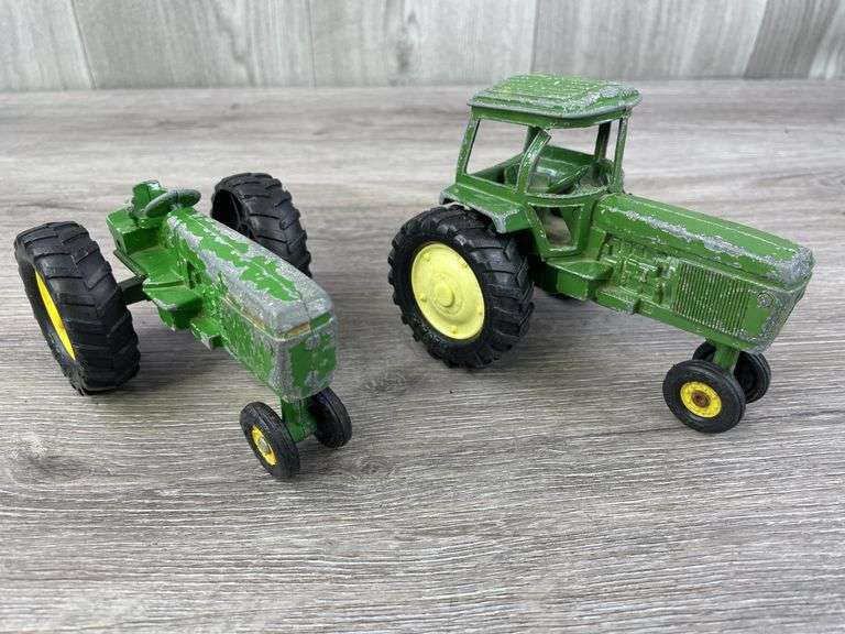 2 John Deere Tractors, 1/32, Some Missing & Broken Parts