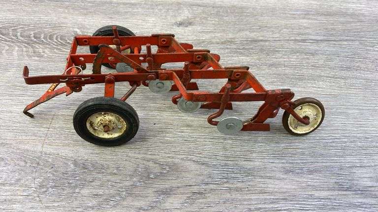 Tru-Scale 4 Bottom Plow, 1/16, Carter