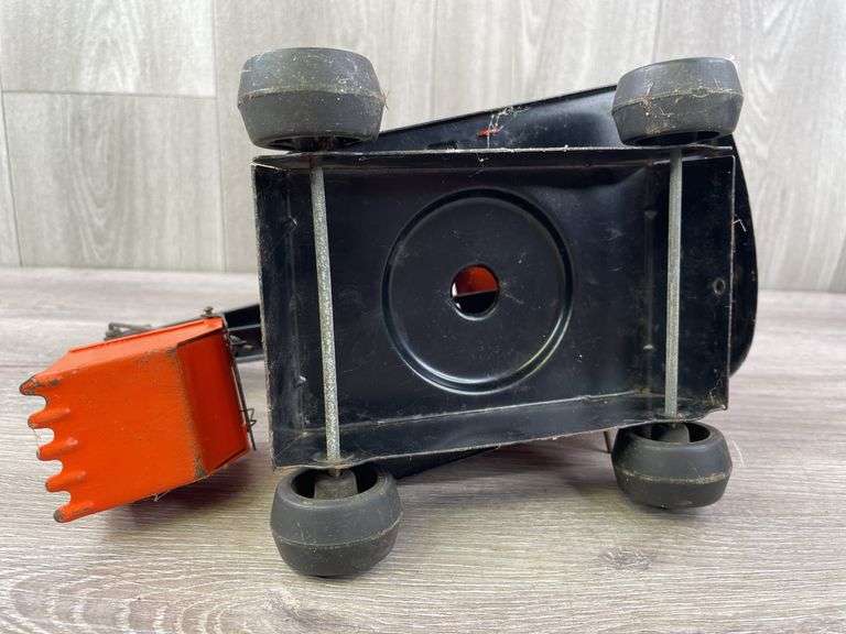 Lumar Contractors Shovel, Marx