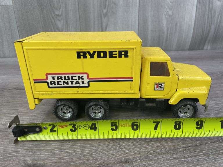 Ryder Truck Rental Van-Ertl, A.J. Foyt Racing Team Van-Tonka