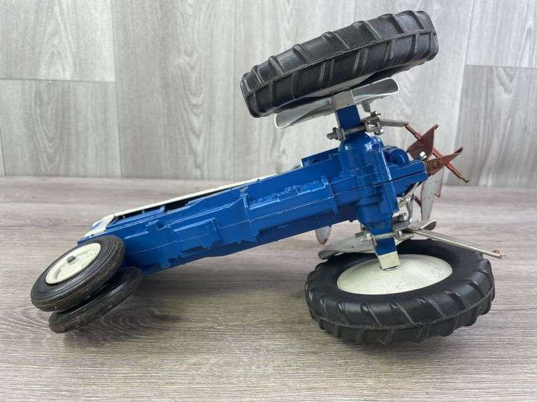 Ford 6000 Commander NF W/3 Bottom Plow, 1/12, Hubley