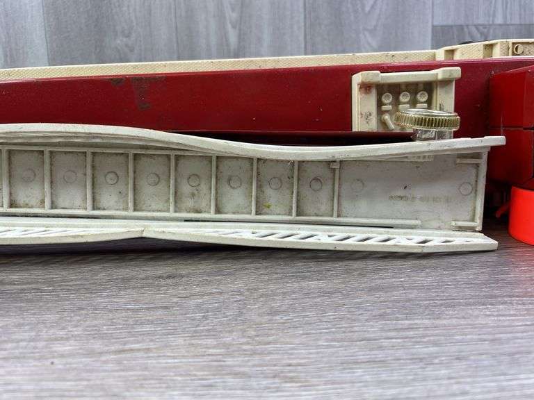 Tonka Hook & Ladder Truck, Ladder Is Cracked & Bent