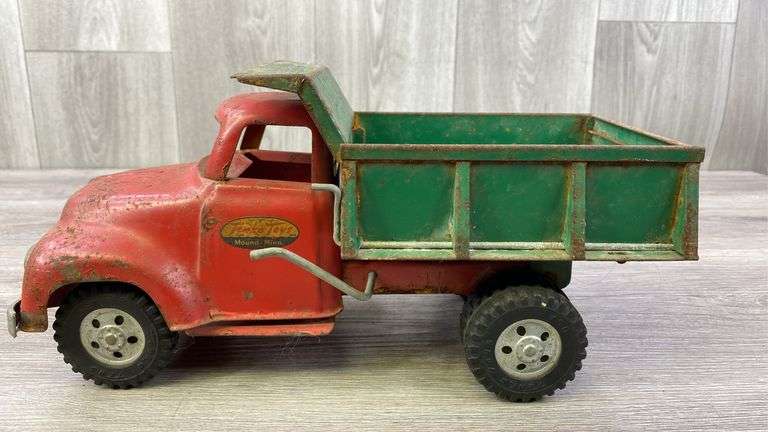 Tonka Toys Dump Truck