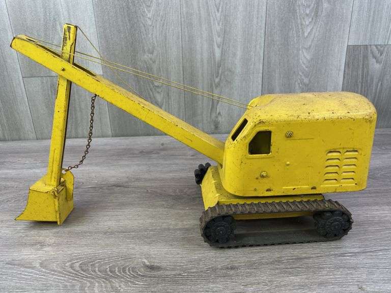 Structo Construction Co. Shovel, Track Is Broken But Included