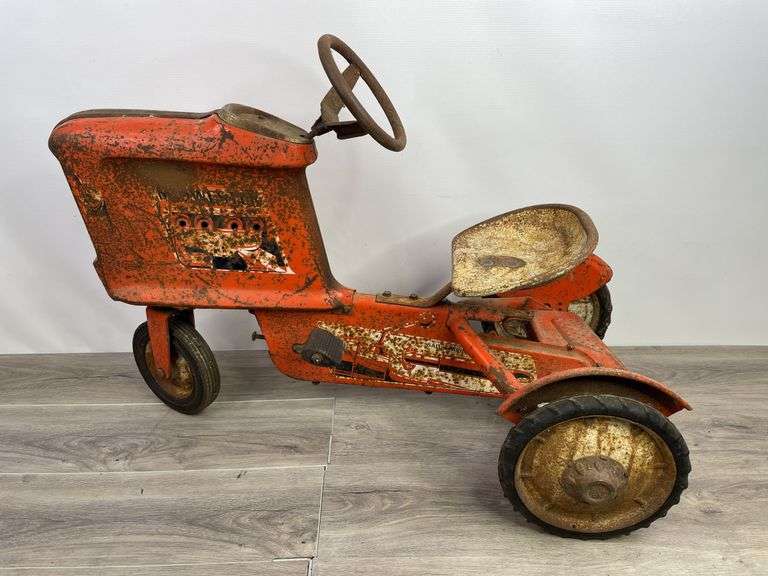 Midwester Pedal Tractor
