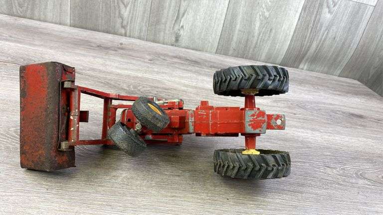 International 544 NF Tractor W/Loader, 1/16, Ertl