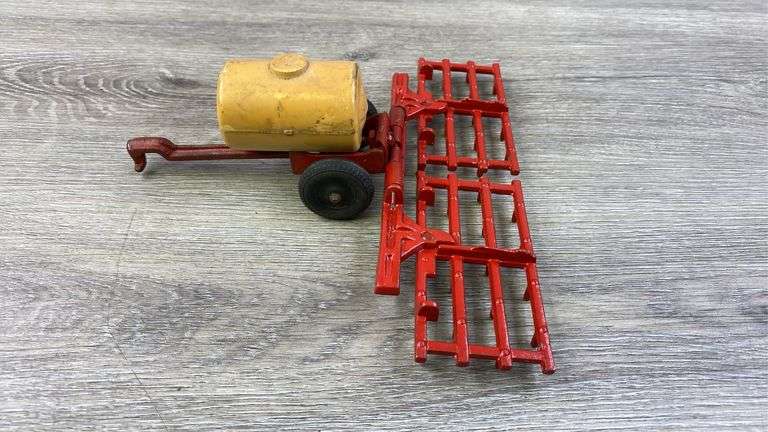 White Farm Equipment Sprayer Mounted On Drag, 1/16, Custom