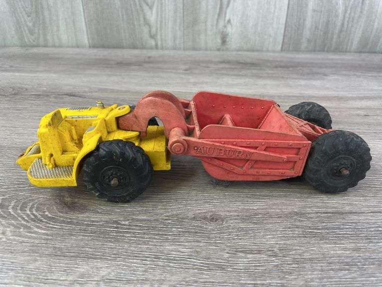 Auburn Rubber Co. Earth Mover Scraper