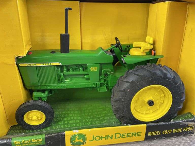 John Deere 4020 WF Diesel, 1/16, Ertl Britains, Stock #15729