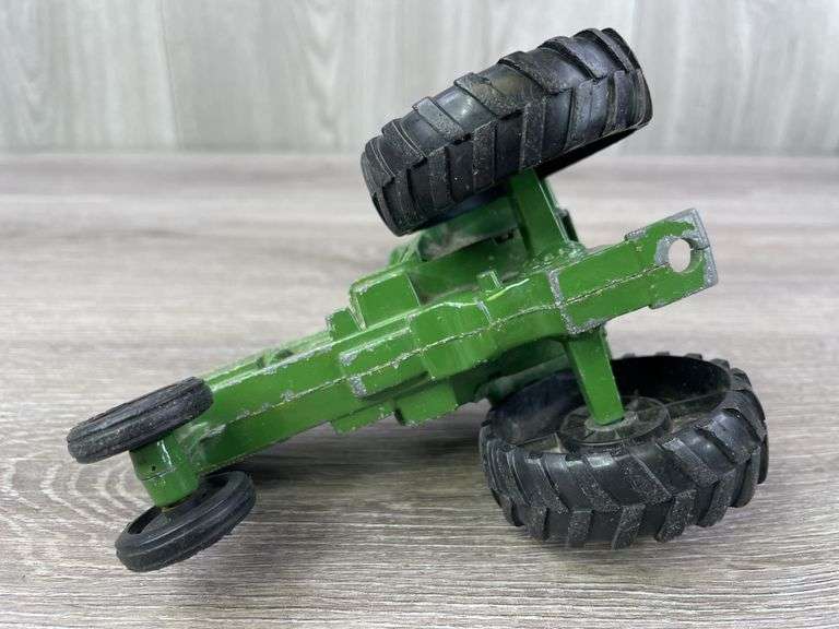 2 John Deere Tractors, 1/32, Some Missing & Broken Parts
