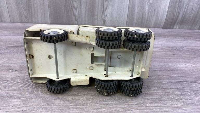 Structo 24 HR Towing Service Truck, Missing Parts