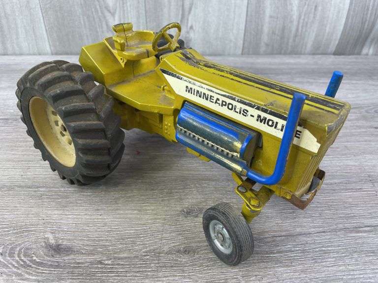 Minneapolis-Moline WF Pulling Tractor, 1/16, Ertl