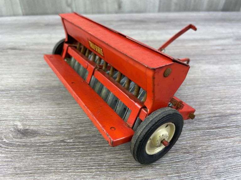 Tru-Scale Grain Drill, 1/16, Carter