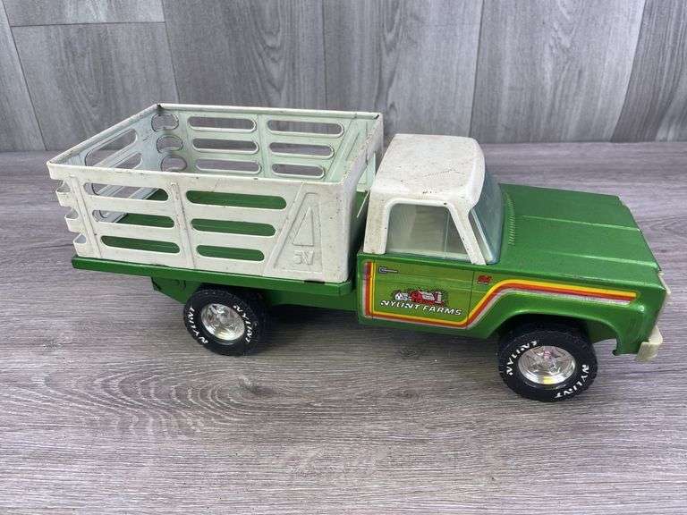 Nylint Farms Stake Truck, Nylint