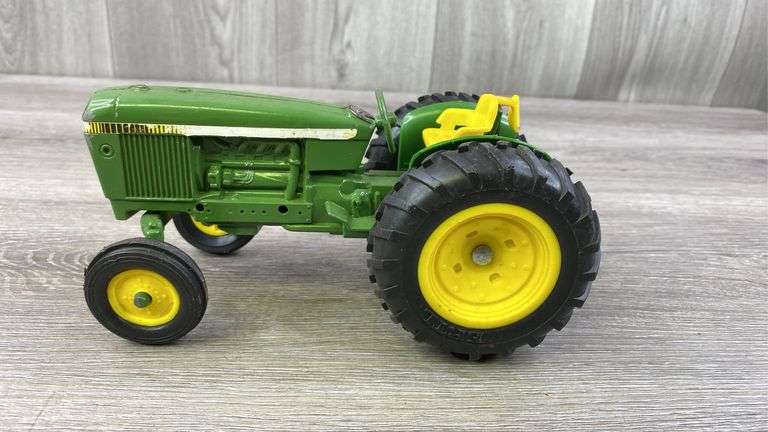 John Deere WF Tractor, 1/16, Ertl