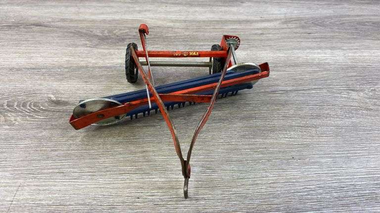 Tru-Scale Hay Rake, 1/16, Carter