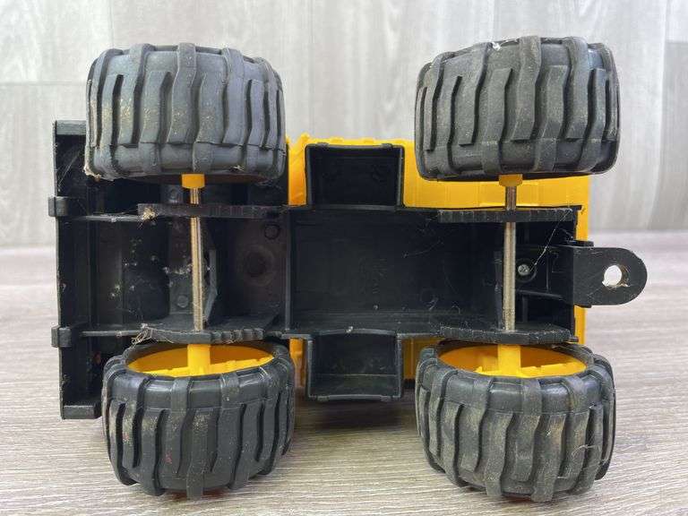 2 Nylint & 1 Mighty Wheels Dump Trucks
