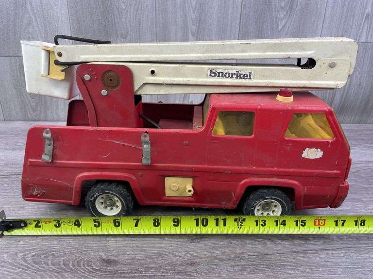 Tonka Snorkel Bucket Fire Truck, Missing Ladders