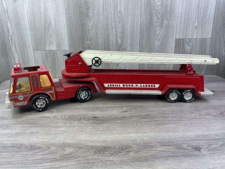 Nylint Fire Dept. Engine No. 5 Aerial Hook-N-Ladder Truck, Missing Parts