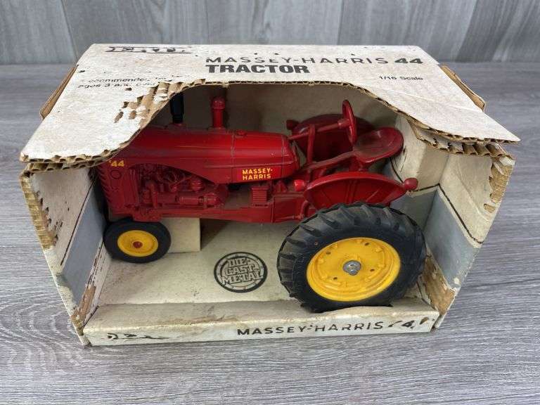 Massey-Harris 44 NF, 1/16, Ertl, Stock #1133