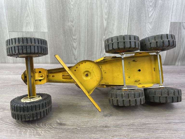 Nylint Road Grader, Front Tires Are Tonka