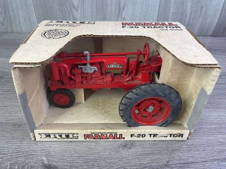 McCormick-Deering Farmall F-20 NF, 1/16, Ertl, Stock #437