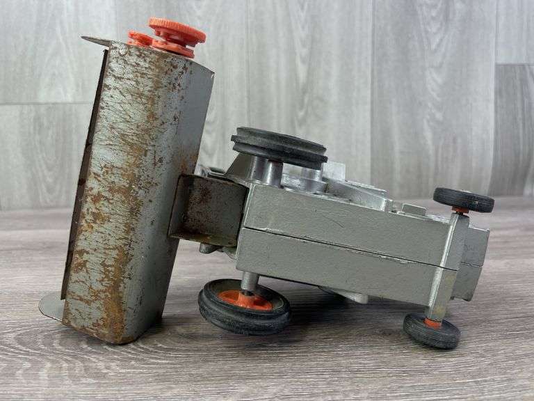 Allis-Chalmers G Gleaner Combine, 1/32, Ertl, Missing Parts