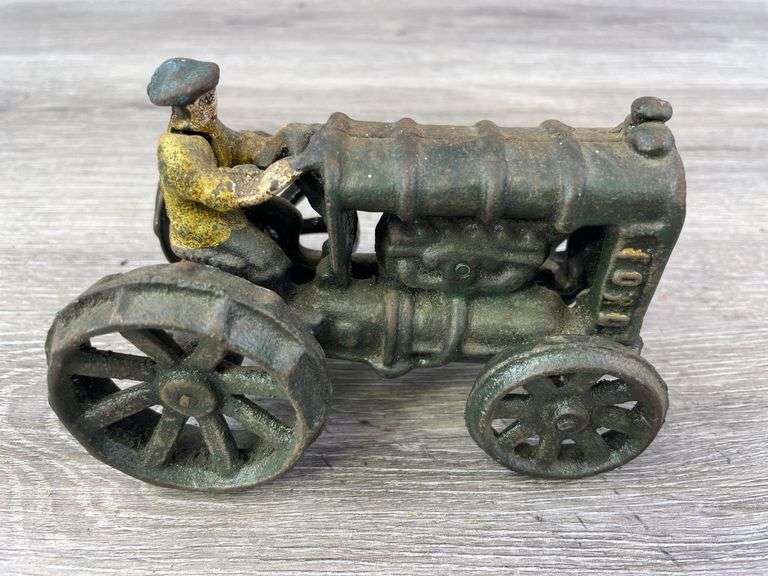 Ford Tractor, 1/16, Arcade, Missing Crank