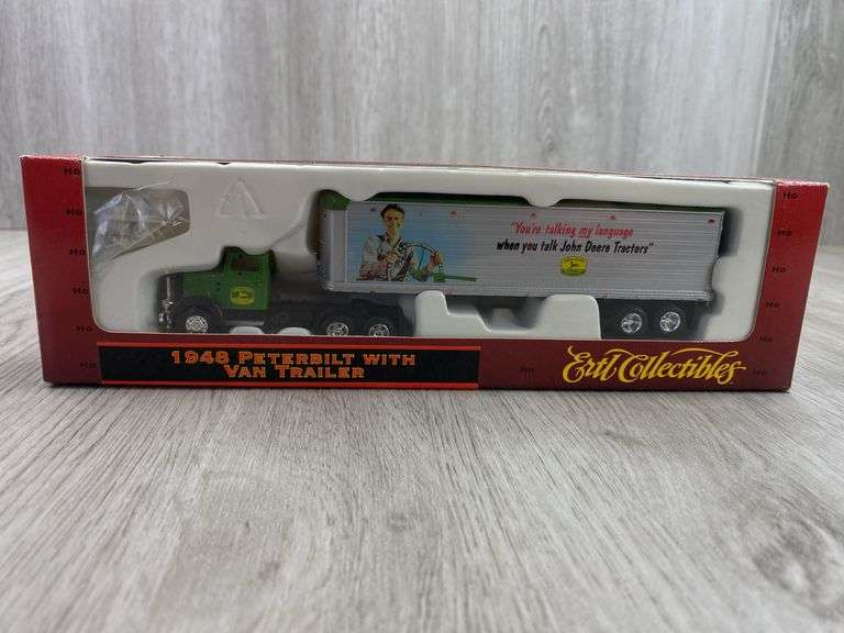 ERTL 4517 1948 Railway Express Agency PETERBILT WITH VAN TRAILER 1:87