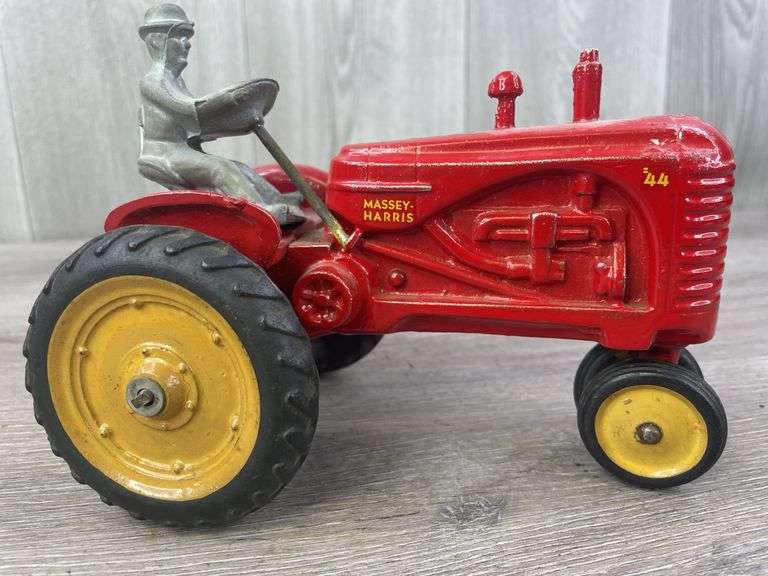 Massey-Harris 44, 1/16, King, Original Box, Side Flap Torn Off But Included