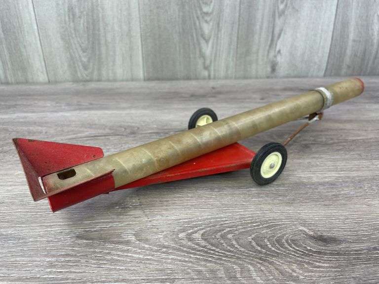 2 Auger Elevators, 1/16, Ertl, 1 Missing Parts