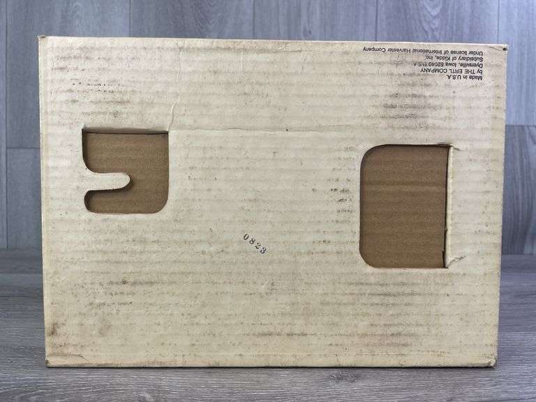 International 5288 WF Duals, 1/16, Ertl, Stock #487