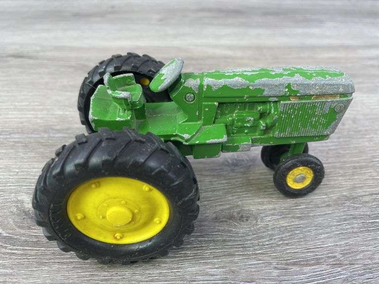 2 John Deere Tractors, 1/32, Some Missing & Broken Parts