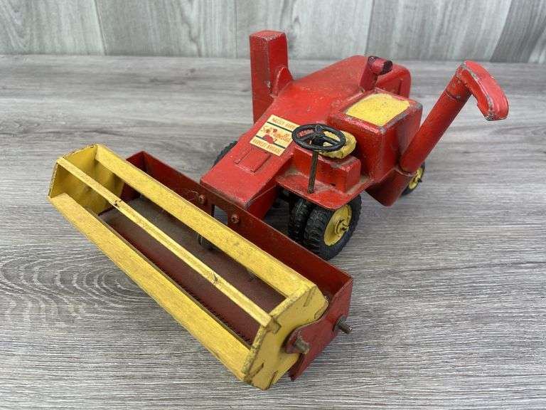 Massey-Harris Self-Propelled Harvest Brigade, 1/20, Reuhl, Missing Driver, Has Been Modified-Duals Added, Seat & Steering Wheel Not Original