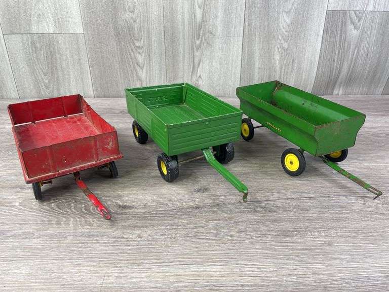 John Deere & Massey-Ferguson Wagons, 1/16, Ertl