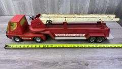 Aerial Hook-N-Ladder Fire Truck, Nylint