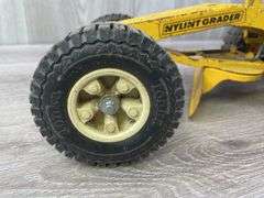 Nylint Road Grader, Front Tires Are Tonka