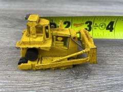 Caterpillar Battery Operated Dozer-Unsure If Operational, International TD-20-Ertl & Cat-Hot Wheels Dozers