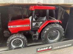 Case IH 5240 Maxxum, 1/32, Ertl, Stock #453