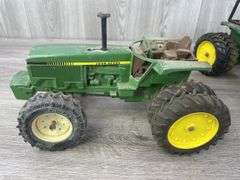 2 John Deere 4850 MFD Duals-1/16, Ertl, Missing Parts, John Deere Parts Tractor