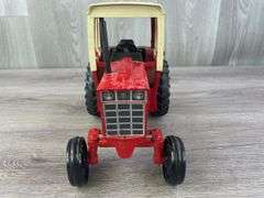 International 1586 WF W/Cab, 1/16, Ertl