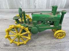 John Deere OP Cast Iron Tractors, 1/16