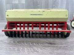 3 International Drills, 1/16, Ertl, Missing & Broken Parts