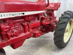 International 460 NF, 1/16, Ertl