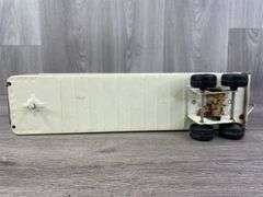 Nylint Stables-Nylint & John Deere-Ertl Trailers